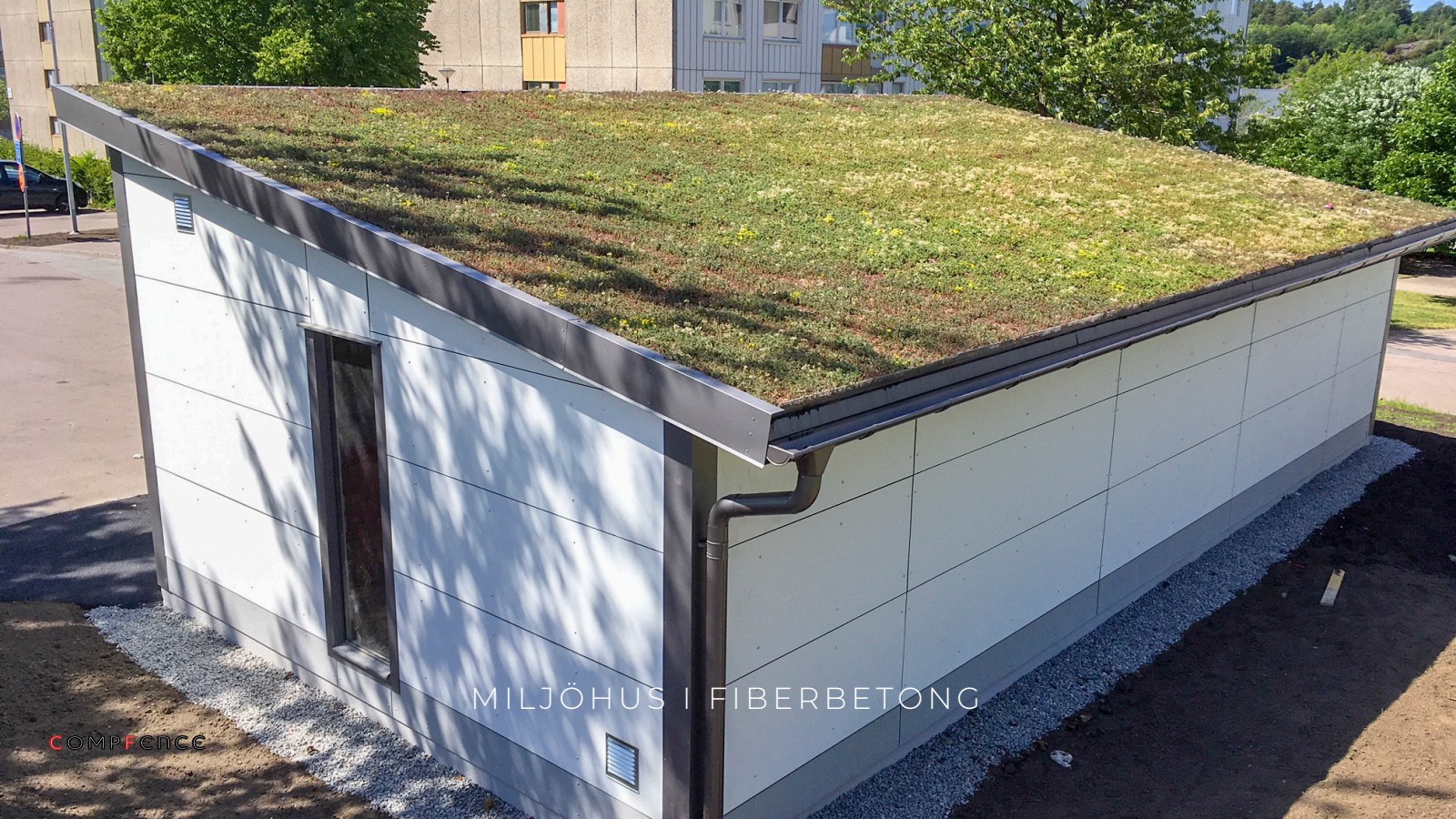Projekt Kungälv - Installerat sophus och källsorteringshus